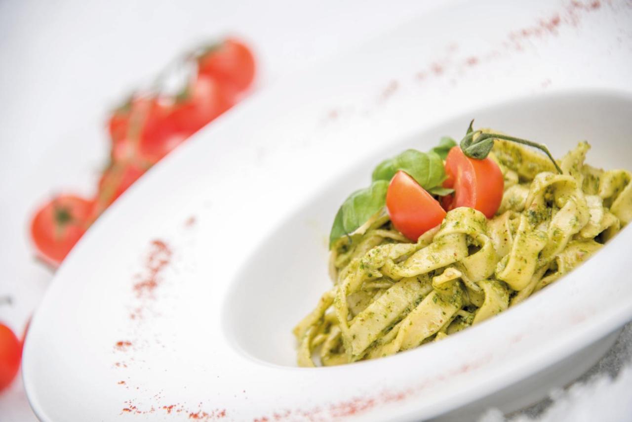 Apparthotel Feldhof - Living And Bistro 新波南特 外观 照片